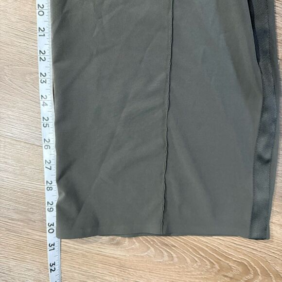 ATHLETA Nolita Wide Leg Featherweight Stretch Pant Mountain Olive Size 8 - Picture 9 of 11